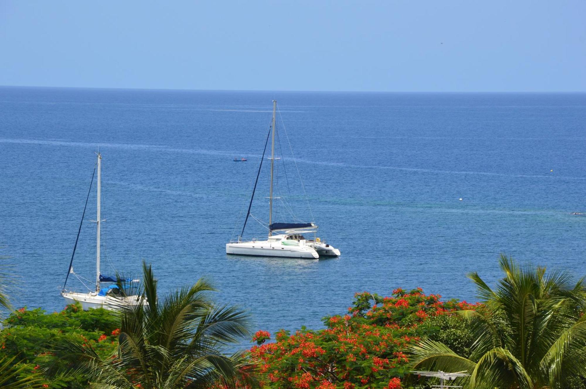 Bungalow Océanique: Vue Mer à Bouillante avec Wi-Fi Villa Exterior photo